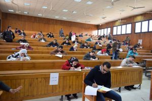 الحكومة ترد على تأجيل امتحانات الفرق النهائية بالجامعات وعدم تسليم «البوكليت» بالثانوية العامة