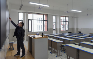 «شينخوا»: استمرار غلق المدارس الصينية حتى مايو بسبب «كورونا»