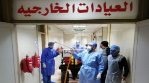 المركز الطبى التخصصى للإنتاج الحربى يقوم بإجراءات التطهير ضد كورونا (صور)