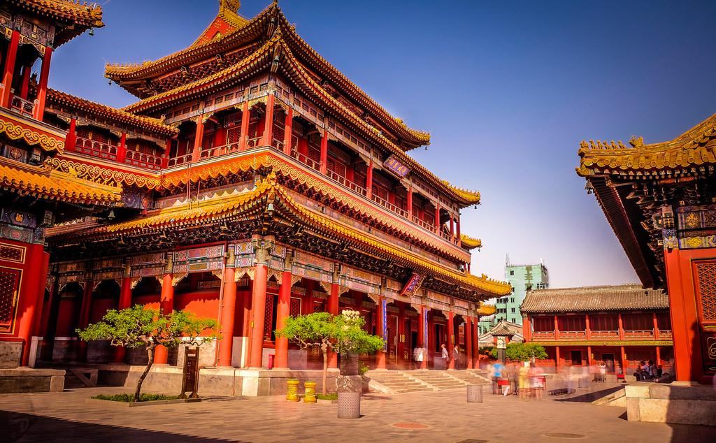 بكين تعيد فتح 30% من المواقع السياحية الكبيرة