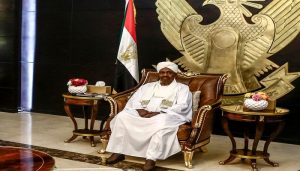 السودان يسترد 4 مليارات دولار من البشير وأسرته