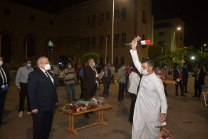 خلال أسبوع.. جامعة القاهرة تستقبل 13 فوجًا من العائدين من الكويت (صور)