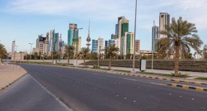 الكويت تنفي العودة إلى حظر التجول الجزئي