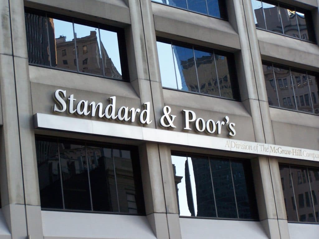 «ستاندرد آند بورز» : الاقتصاد المصرى يحقق نموًا 4.8% العام المالى المقبل