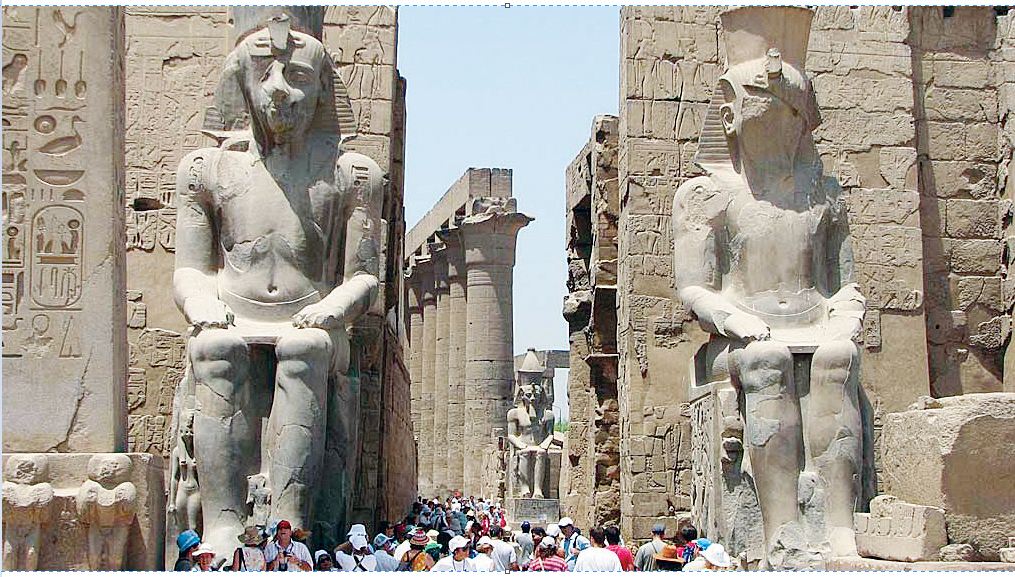 مؤشر السياحة بالبورصة يهبط 18% منذ ظهور كورونا في مصر