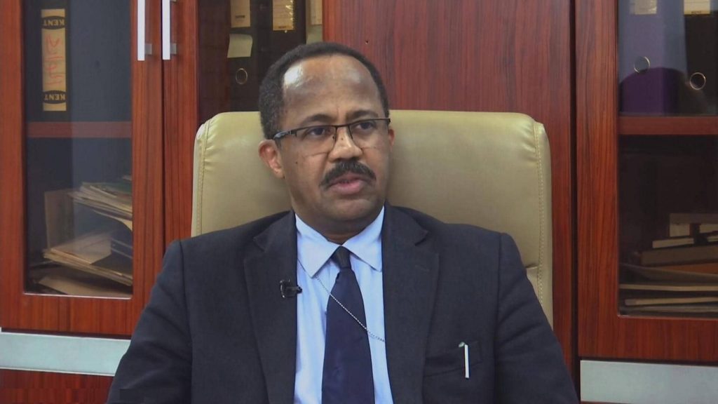 الموافقة بالإجماع على إقالة وزير الصحة السوداني من منصبه