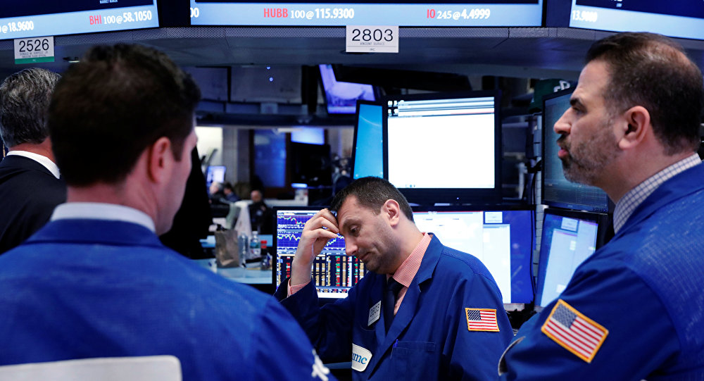 الأسهم الأمريكية تتراجع الخميس تحت ضغط من مخاوف عودة الجائحة