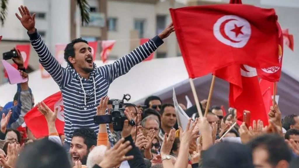 قوات الأمن التونسي تفض اعتصامًا لمحتجين بمحافظة تطاوين