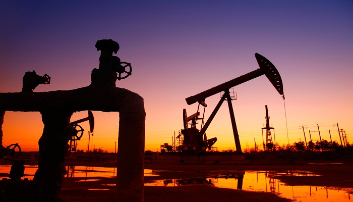 أسعار البترول العالمية تصعد اليوم الخميس بفضل بيانات قوية