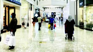 دبي تقرر إعادة فتح الأسواق والمراكز التجارية بشكل كامل غدًا