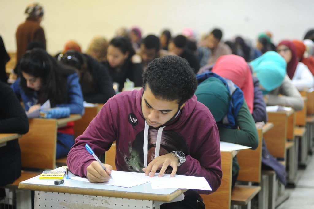 التعليم: 95.4% نتيجة العينة العشوائية لامتحان اللغة العربية للثانوية العامة