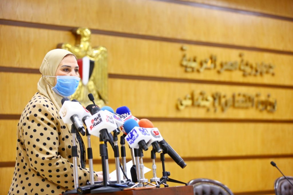 وزيرة التضامن: بدء تنفيذ المرحلة الأولى من مبادرة «تتلف في حرير»