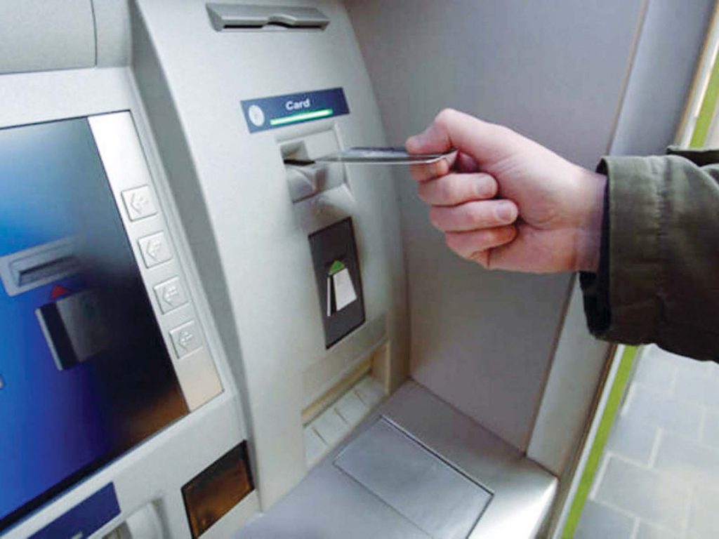 مترو الأنفاق يفاوض 4 بنوك لوضع ماكينات «ATM» فى المحطات