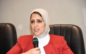 وزيرة الصحة تبحث مع مؤسسة راعي مصر التعاون فى دعم القوافل الطبية