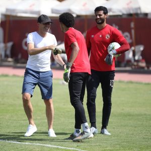 بحضور «فايلر».. الأهلي يُجري المسحة الطبية الثالثة استعدادًا لعودة الدوري