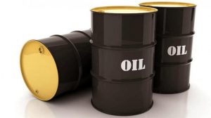 تراجع أسعار النفط مع فرض قيود جديدة على الأنشطة الأمريكية