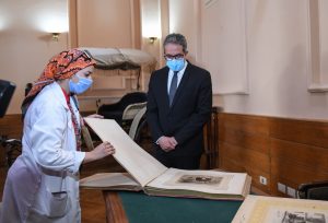 وزير السياحة والآثار يتفقد متحف المركبات الملكية ببولاق تمهيدا لافتتاحه (صور)