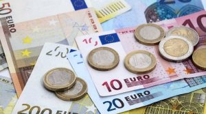 سعر اليورو اليوم السبت 10-4-2021