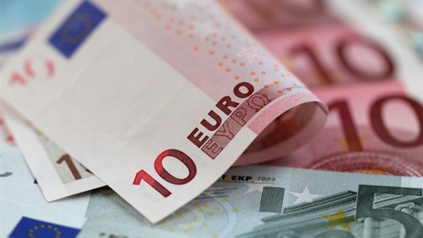 سعر اليورو أمام الجنيه في البنوك المصرية اليوم الأحد 11-10-2020