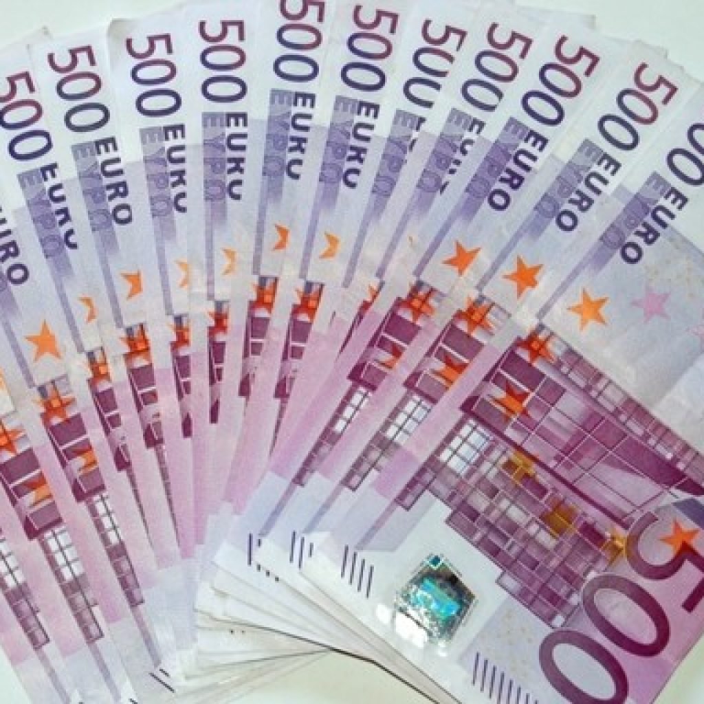 سعر اليورو مقابل الجنيه السبت 25-7-2020 في البنوك المصرية