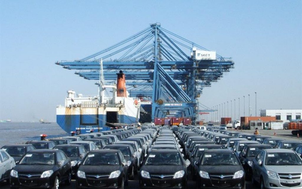 خط نبتون اليونانى يحول مسار سفن السيارات من ميناء الإسكندرية إلى أبوقير
