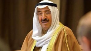 ولي عهد الكويت يتلقى اتصالا بشأن صحة أمير البلاد «حالته مستقرة»