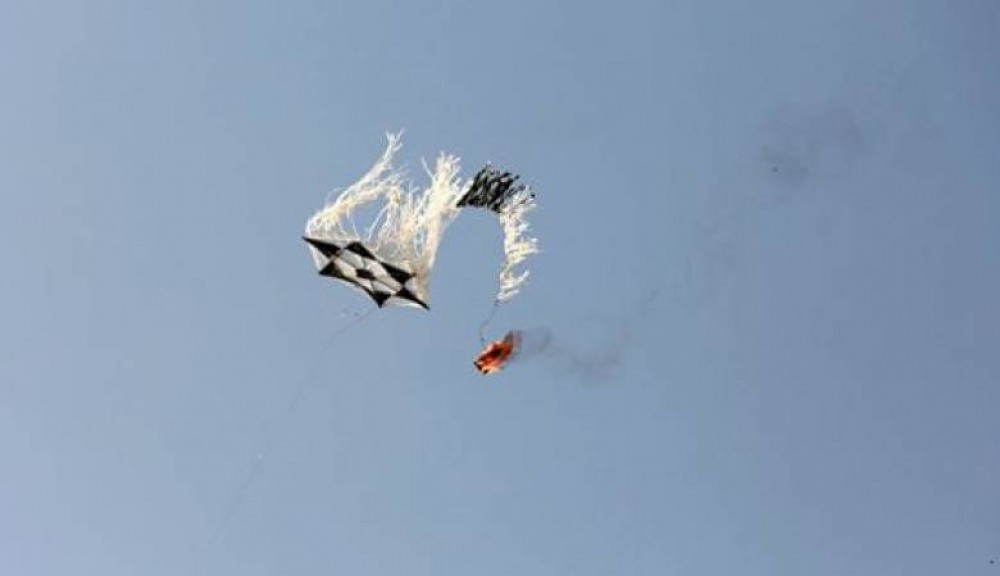 «شينخوا»: ظهور الطائرات الورقية في سماء غزة بعد توقف عامين