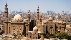 «القاهرة» لم تعد مدينة الألف مئذنة