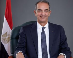 وزير الاتصالات: زمان كان العقد الأزرق له مصداقية 1000% و نحن نعيد تلك الثقة في الوثائق المصرية (فيديو)