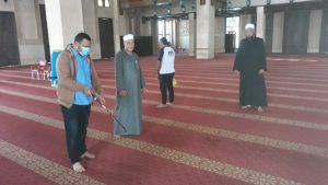 الأوقاف : حملة نظافة وتعقيم واسعة بالمساجد استعدادًا لعودة صلاة الجمعة