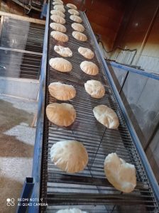 أصحاب مخابز بالإسكندرية : قرار تخفيض وزن رغيف الخبز يزيد معدلات الإنتاج