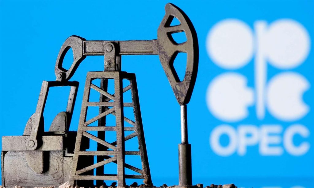 أسعار البترول تتراجع بفعل توقعات أوبك بانكماش الطلب على النفط أكثر من المتوقع