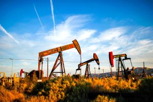 الكرملين : حظر النفط الروسي سيقلب أسواق الطاقة العالمية