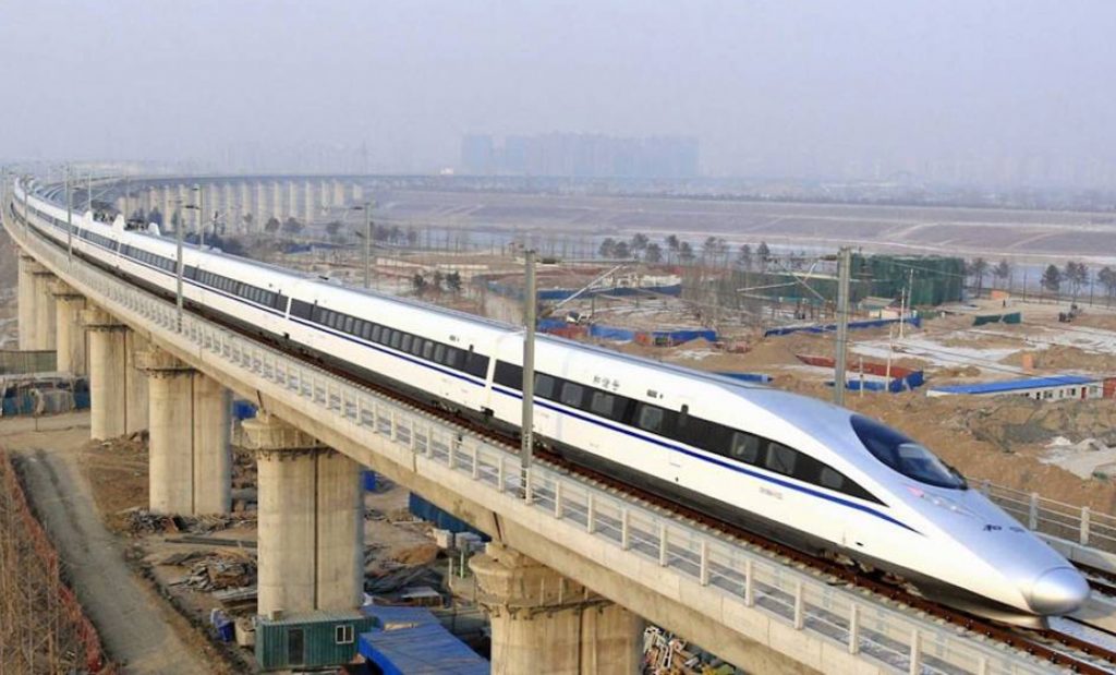 الإمارات: توقيع اتفاق مع شركة صينية لشراء عربات قطارات
