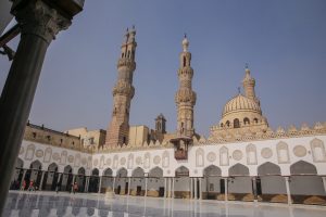 تعليقًا على حرق المصحف بالسويد.. الأزهر : استهداف المقدسات الدينية يؤجج مشاعر الكراهية