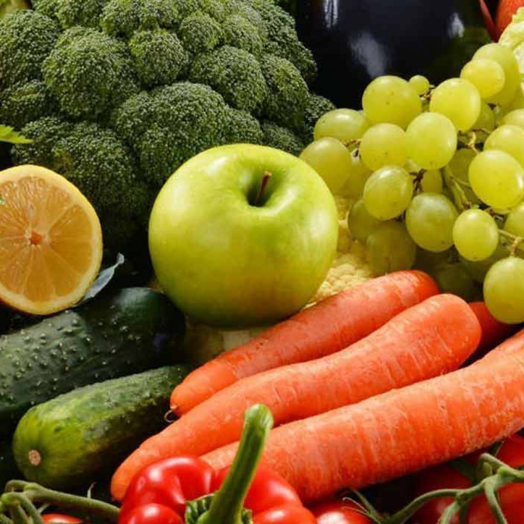 أسعار الخضروات والفاكهة اليوم الإثنين 22-4-2024 في الأسواق