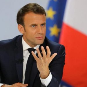 وزيرة المواطنة الفرنسية : لا أستبعد إعلان ماكرون حظر التجوال ببعض المناطق