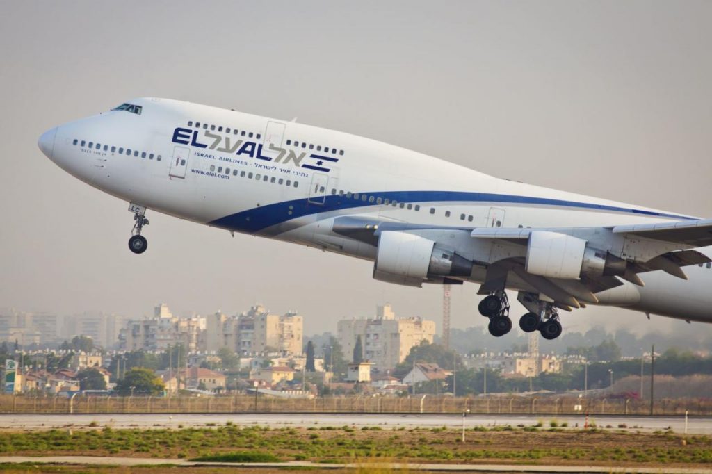 إسرائيل تُسيّر أول رحلة جوية تجارية إلى الإمارات الإثنين المقبل