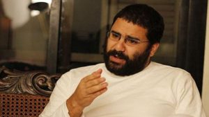 النائب العام يأمر بالتحقيق في شكوى النزيل علاء عبد الفتاح