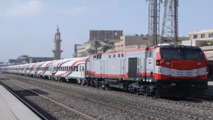 «النقل» تسند للقطاع الخاص إدارة 6 قطارات إسبانية