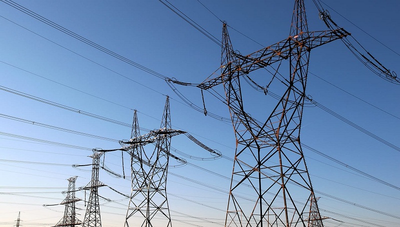 «هيتاشي» توقع عقد لمدة 3 أعوام  مع هيئة الربط الكهربائي الخليجي