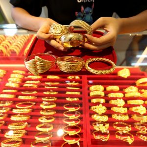 أسعار الذهب في مصر ترتفع 5.5%.. والجنيه الذهب يكسب 336 جنيهًا في مايو