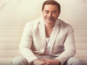 مدحت صالح يتعاون مع أسامة كمال في أغنيته الجديدة