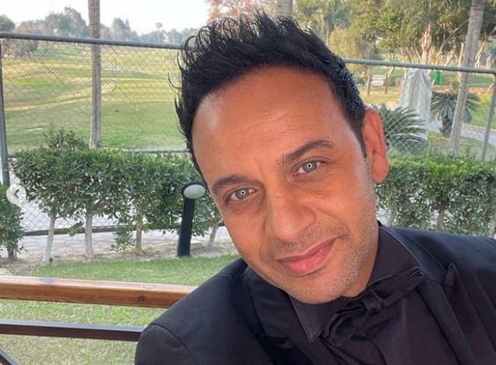 مصطفى قمر يحتفل بعيد الحب في القاهرة الجديدة ويستكمل «فارس بلا جواز»