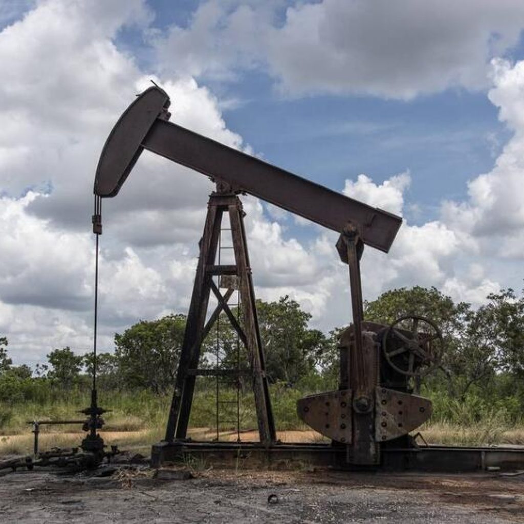 سعر النفط يتراجع عالميا بعد سلسلة مكاسب على مدار 8 أيام