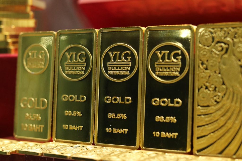 أسعار الذهب تهبط 2.6% فى أكبر خسارة منذ 10 أسابيع