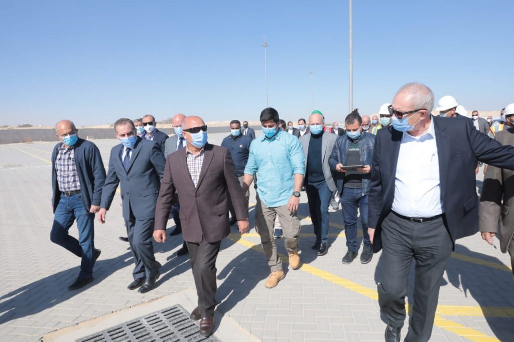 وزير النقل يتفقد أعمال استكمال إنشاء وتطوير ميناء العين السخنة