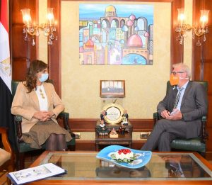 وزيرة الهجرة تستعرض مع مسئول أممي إيجاد فرص عمل للمصريين العائدين من الخارج (صور)
