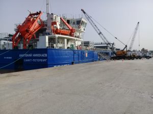 تصدير 8 آلاف طن أسمنت سيناوي من ميناء العريش إلى روسيا ولبنان