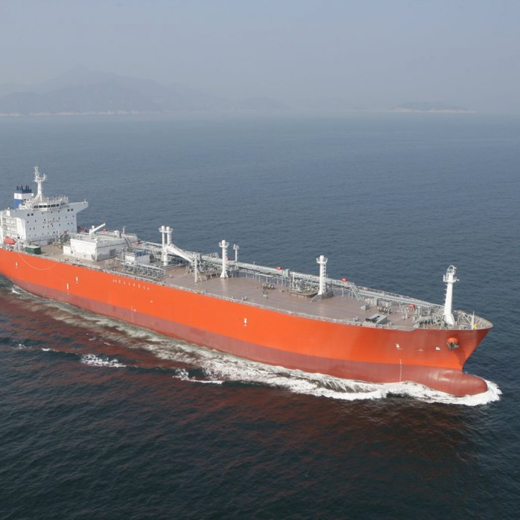 موانئ بورسعيد تستقبل سفينة «ZAMZAM» لتفريغ 3250 طن رخام